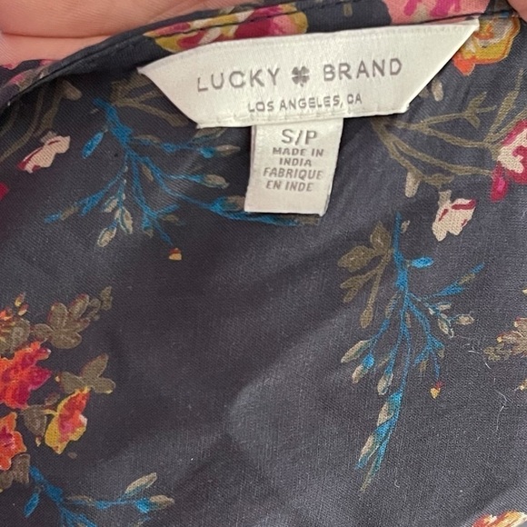 Lucky Brand All Over Floral Print Long Sleeve Button Down Shirt Size Small - Picture 5 of 8